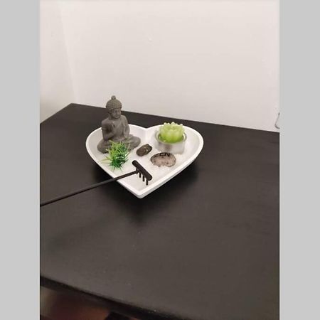 Appt En Bas De Villa, Petit Exterieur, 1 Place De Parking 쿠어스 외부 사진